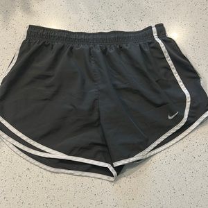 Nike Dri-Fit Tempo Gray and Black Shorts Women’s Size Large